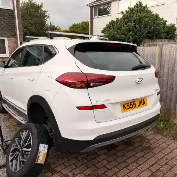 mobile tyre fitters
